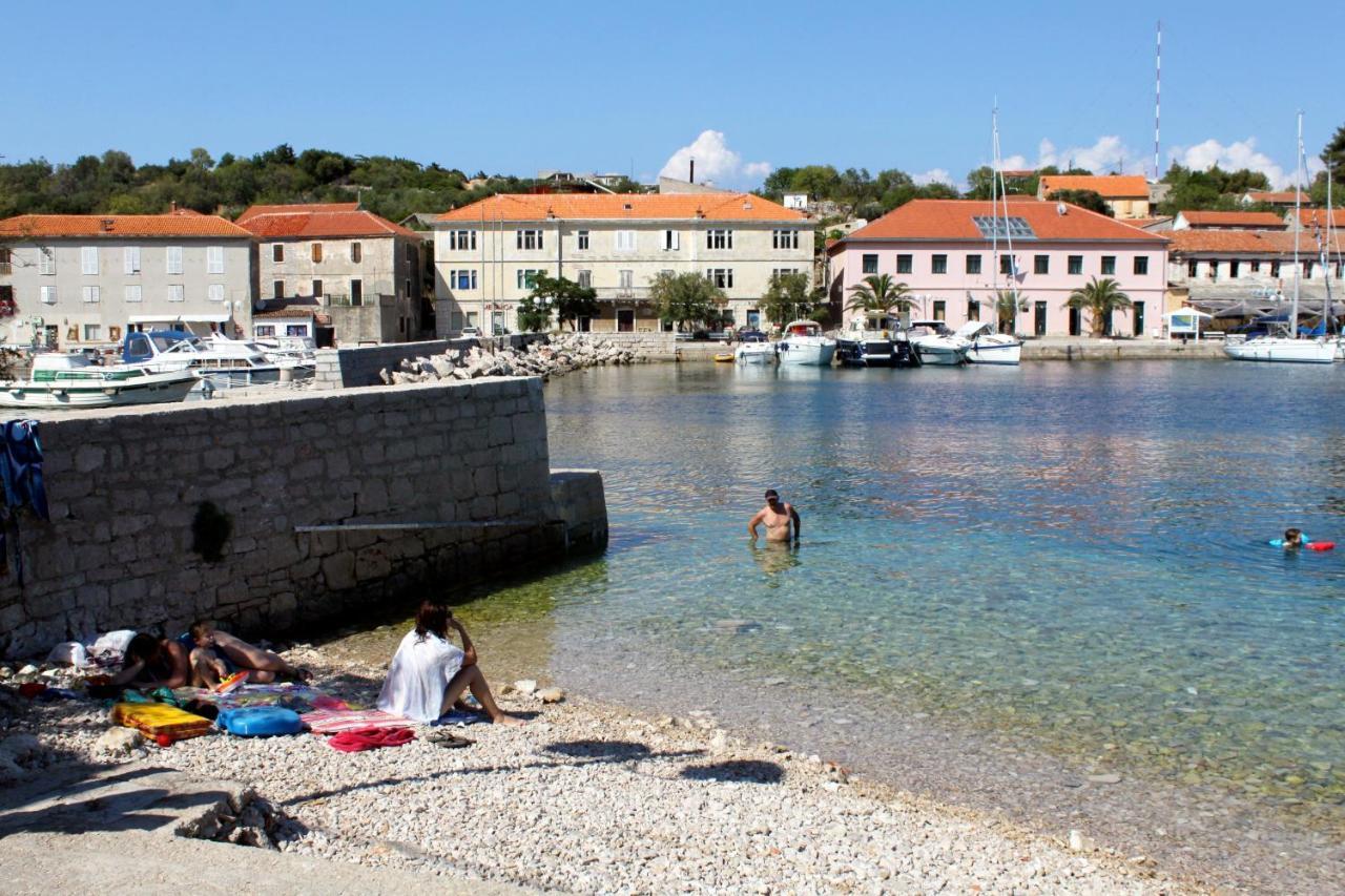 Apartments With A Parking Space Sali, Dugi Otok - 8136 Εξωτερικό φωτογραφία